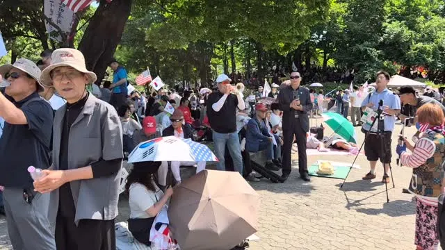 이곳은 마치 그냥 축제의 현장이다.