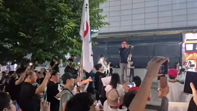 오늘 인천 부평!!!
전국에서 일어나고 있다

잠실의 외침이 전국 팔도의 메아리가 되어 돌아온다

대한민국을 물들이자
우리의 외침으로