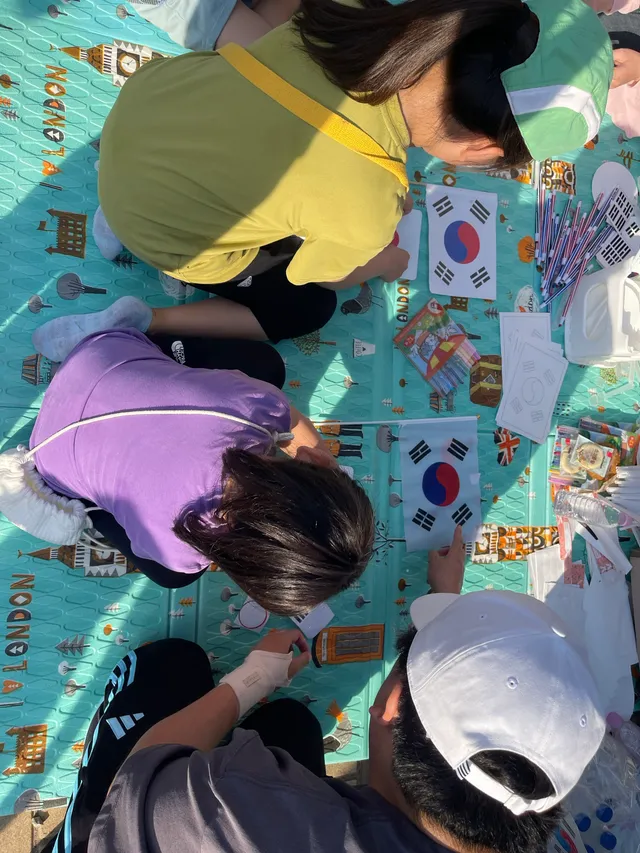 다둥이 카드 있으신 분들 
경기도 다둥이 카드도 올공 주차 할인 50퍼 받습니다
사전 주차 정산 시에 호출 누르시고 
할인 받으세요!!!!

우