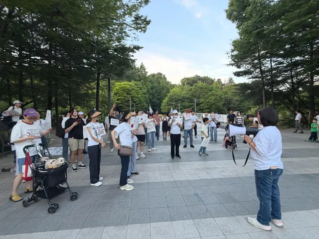 분당맘카페 진짜 최고인듯 
침묵집회▓
부정선거 재선거 당일투표 수개표 

분당이 깨어나고 있다! 
작년부터 겨울이고 여름이고 상관없이 뛰어다녔는