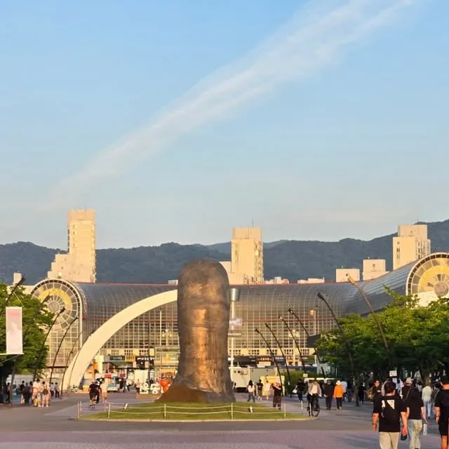 올공 핸드볼경기장 2-4게이트.뒤로 다리 건너자마자에 있습니다. 곧 예배 시작합니다. 크리스찬 함께해주시면 감사하겠습니다. 주,쉼 예배는 말씀과