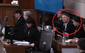 尹 '평양무인기' 외환죄 징역 30년에 조선일보 "법조계서 이견"

내란 우두머리로 대통령에서 파면된 윤석열 씨가 북한 평양에 무인기 침투를 지