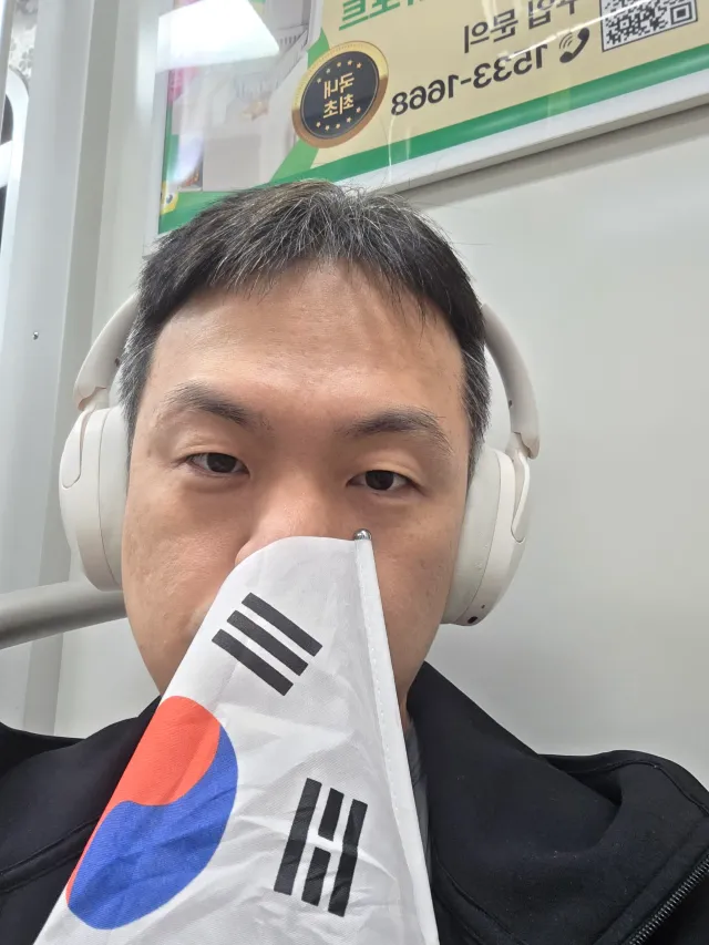 잡힌수술을 어떻게할수가없어서
이제야갑니다

잘못된건 잘못됐다 얘기해야합니다