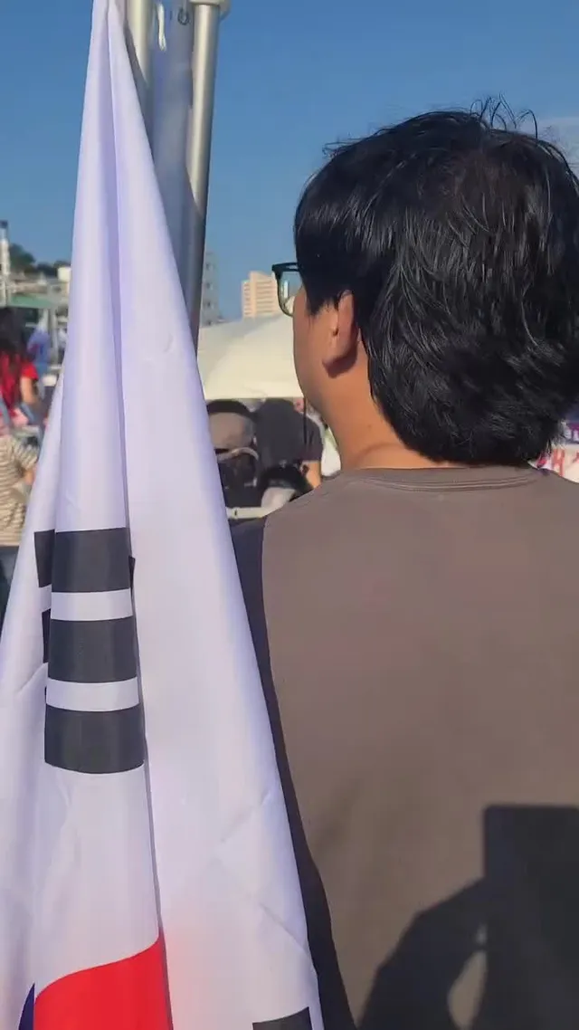 통영 악 바칫다 외친다
재선거!! 재선거!!