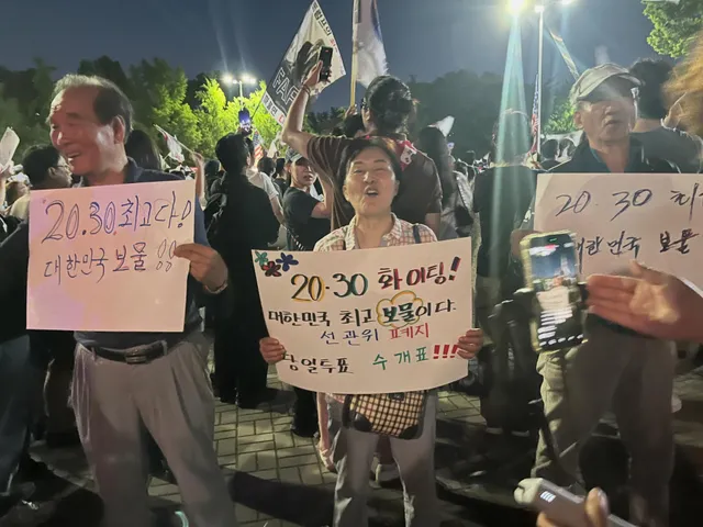 얼마든지 찍어올려달라셨던
대한민국을 지켜주신 우리 어르신들!!!!!!!!!!! 
그동안 자유 지켜주셔서 정말 감사합니다!!!!!!!!
고맙습니다