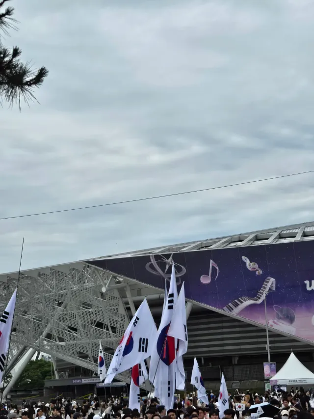 재선거 외치고 갑니다. 오래 못 있어서 죄송합니다, 모두 화이팅 하세요!