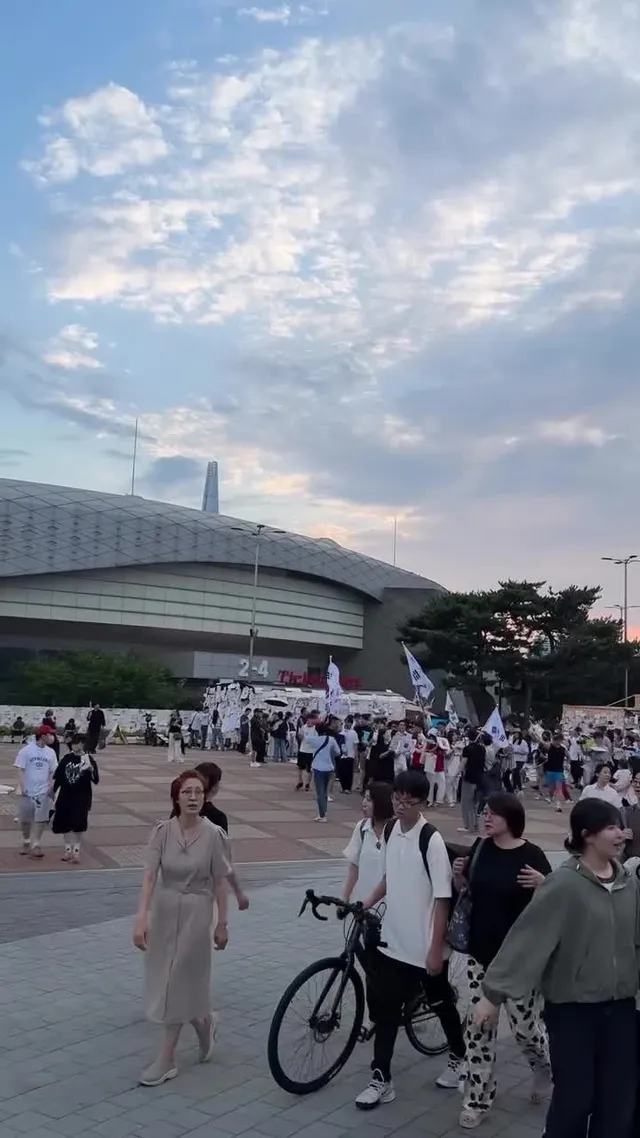 이제 행진을 하는구나

🇰🇷🇰🇷