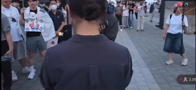 “눈물 쏙 빠지게 혼나는 중"… 올림픽공원 한복판, 에 등장한 SBS “, 망기토 해결사 무리에 둘러싸여 혼나는 현장 포착!