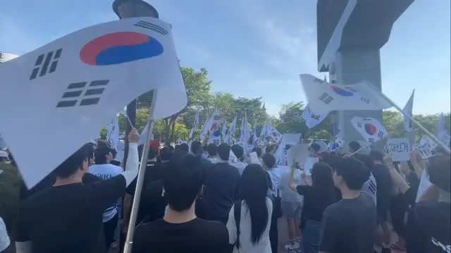 대전 보여줍시다.
떠나갈사람 잡지 않습니다.