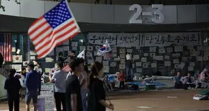 [포토 종합] 밤낮없는 참정권 집회… 장기화 전망

[천지일보=남승우 기자] 14일 밤 서울 송파구 올림픽공원 핸드볼경기장 주변에서 이어지고 있