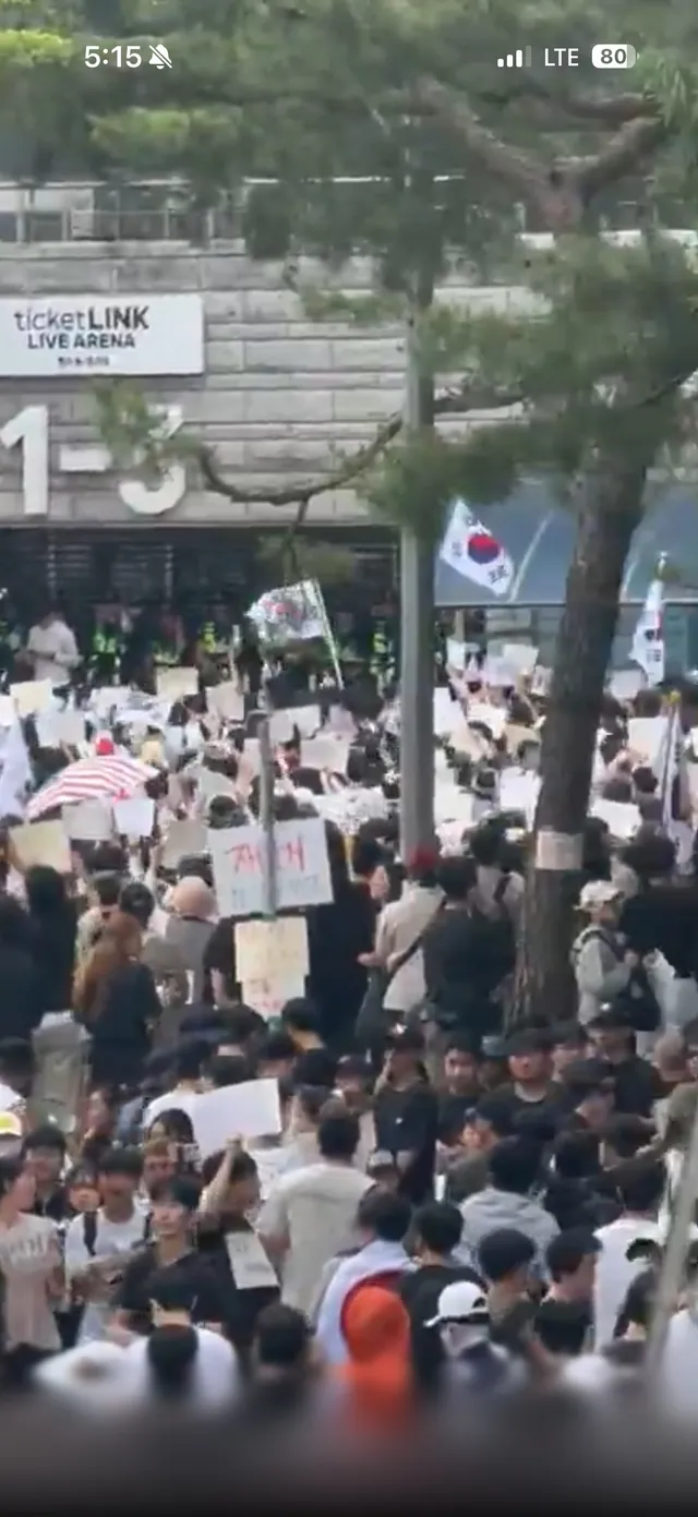 탄핵 정국때 코인 타던 유투버 들 
지금은 뭐 하고 있냐??