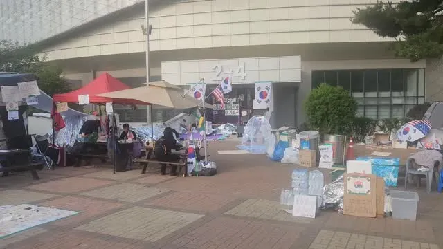 6.15 7시 올공 현황. 소인은 금요일부터 단 하루도 올공에 안온날이 없소.

스레드 추가 내용을 보면 지난주 6.8일 월요일 오전 6시 근황