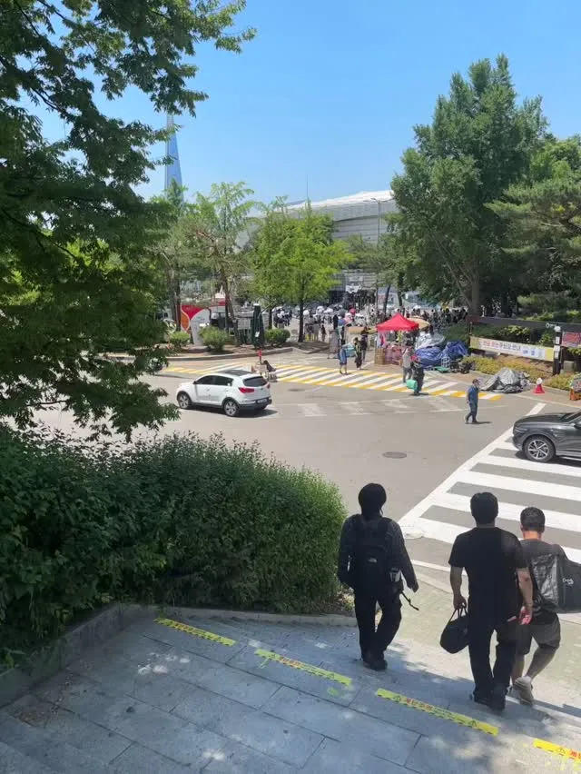오후12사22분