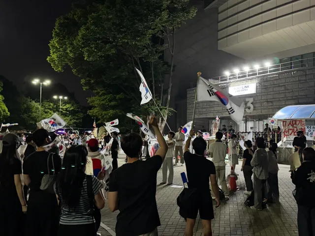 한국에 오자마자 요즘 가장 핫하다는 
올공에 다녀왔오!
올공 인증샷 올리면 팔로워 줄고 욕먹는다는데.. ;;;;

그래도 지금 뭔가 잘못된건 맞