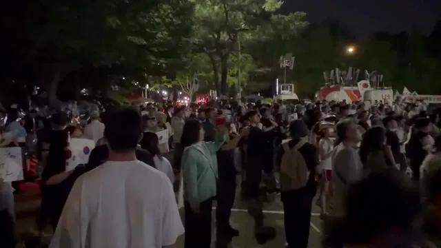 난 수요일에 당장 후쿠오카로 돌아가야하는데 
참 답답한 현실을 가만히 보고있자니 속이 터진다.
여러분 올림픽공원 많이 와주세요.