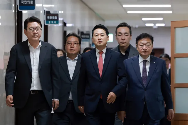 국민의힘, 서울 등 6개 지역 재선거 소청…오세훈 측 “사전 논의 없는...

국민의힘 지도부가 15일 서울·부산·경기·인천·광주전남·울산 등 