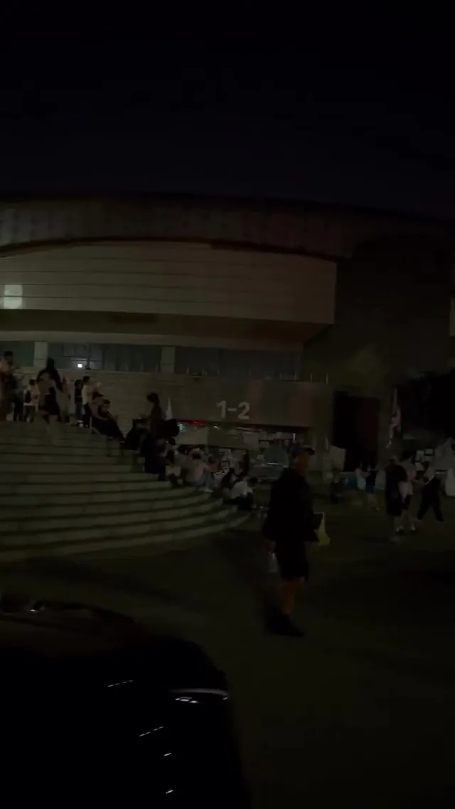 올공 도착!!
어제 보다 일찍왔는데 사람이 조금 빠진 느낌이네요..