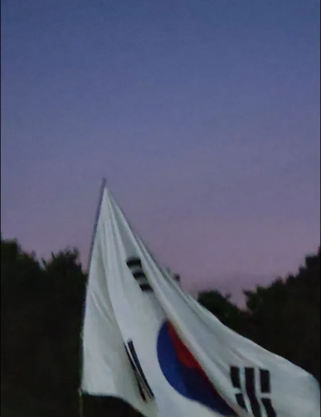 저는 자유대한민국이 좋습니다.
자유에는 그냥 오는것이 아닙니다.
다 같이 자유대한민국을 지켜주세요🇰🇷
.
.
#부정선거 #멸공 #재선거 #당