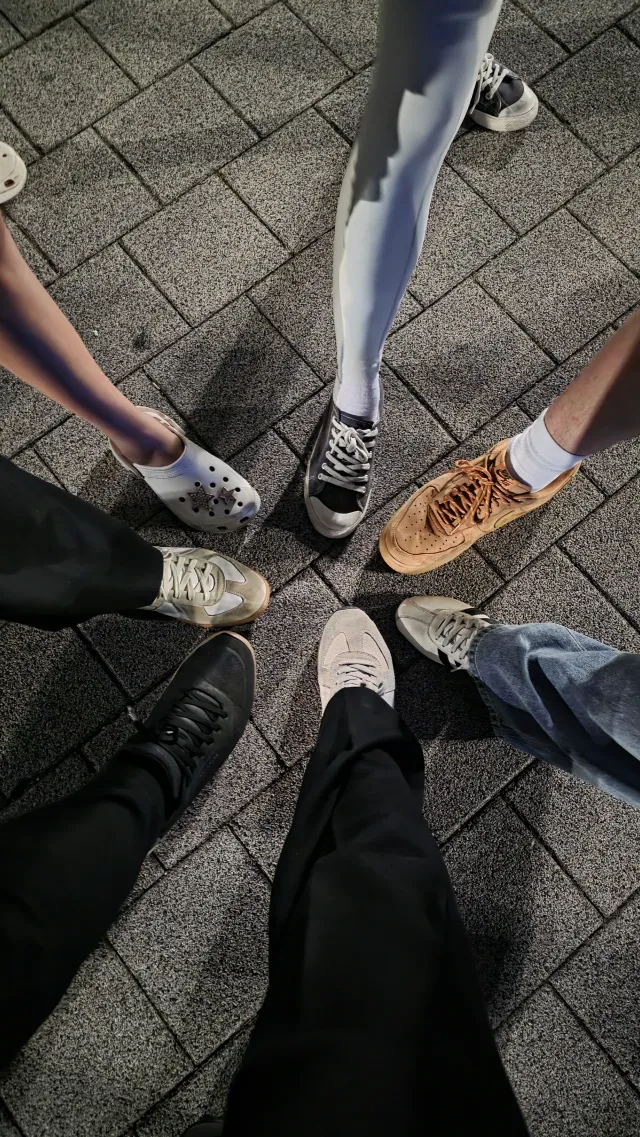 어젯밤, 목 쉬도록 
재선거 외친 7명 
함께하니 든든하다!

나의 3.6만명의 스친분들이 
다같이 가는 그날까지..🔥🔥🔥