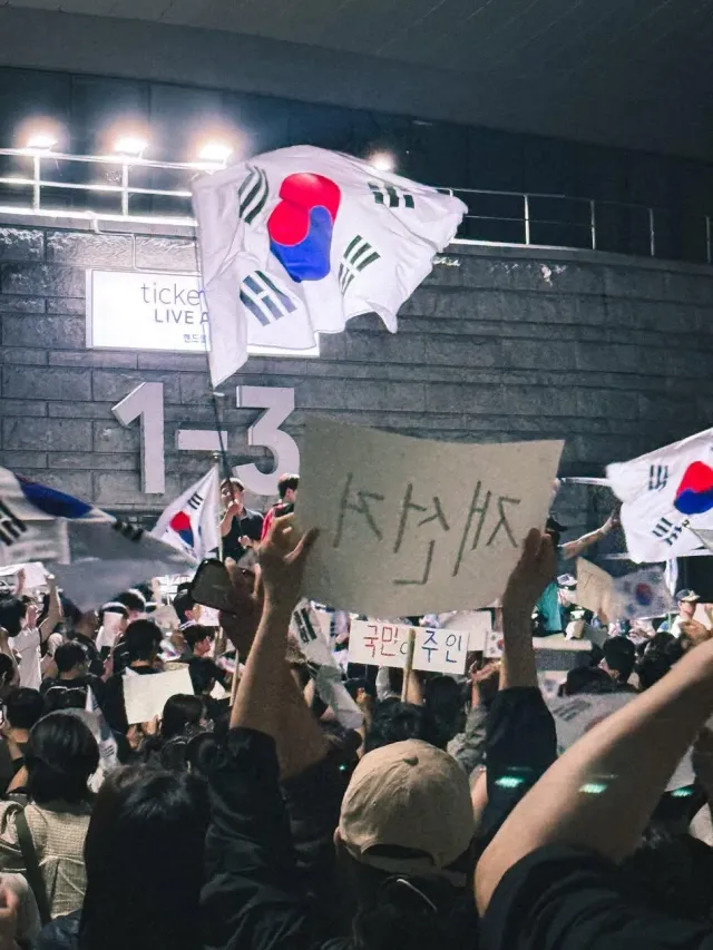 시험지 부족하면 난리.
은행 돈 1장 부족하면 난리.
그런데 선거에서 투표용지가 부족했다는데

"그냥 넘어가자."
이게 더 이상한 거 아님?

