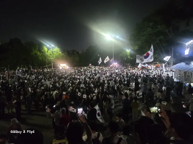 해가 뜰때까지 처음 있어봤다...
경력직분들이 생각보다 엉청 많았다....
존경스럽다...
2-2 할아버님 최고👍