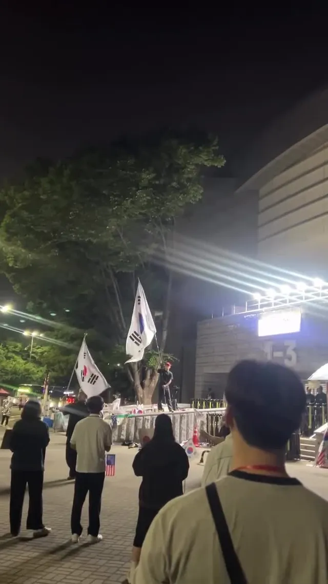 부정선거 
제발 재선거 !