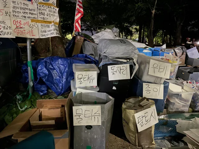 올공 1-3 봉사자분들 모두 고생하셧습니다 퇴근하기전에 미친듯이 정리했는데 이거밖에 못했네요 
중간에 미친 아지매때문에 모두 고생 많으셧습니다 