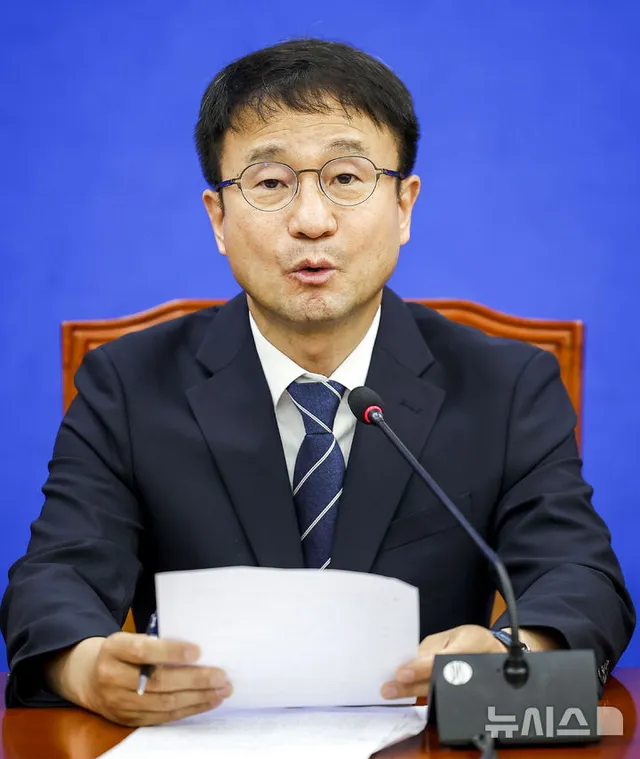 한병도, 장동혁 겨냥해 "국힘 '묻지마 소청', '음모론 선동' 즉각 철회해...

[서울=뉴시스]정금민 한재혁 기자 = 한병도 더불어민주당 원