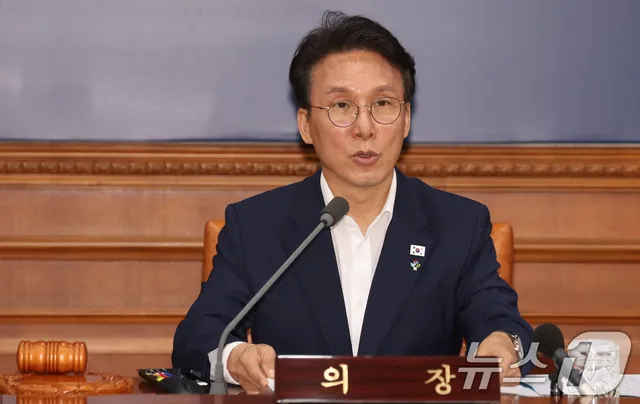 金총리, 잠실 봉쇄 시위에 "절대 용납 못할 심각한 불법 행위"

"정부, 일벌백계 차원서 단호하게 대응할 것…엄중 책임" "미국-이란 종전 협