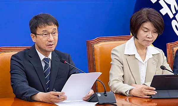 한병도 “장동혁, 기어이 소청 카드 꺼내...참정권 짓밟는 자가당착”

[미디어펜=권동현 기자] 한병도 더불어민주당 원내대표는 16일 장동혁 국