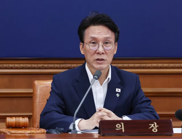 김 총리, 잠실 봉쇄 시위에 “절대 용납 못할 불법 행위…단호하게 대응...

김민석 국무총리는 16일 잠실 봉쇄 시위에 대해 “정부는 이러한 