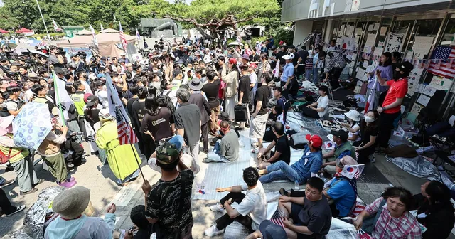 정성호, 잠실 시위대에 “사적 검문, 중국인 몰이는 현행범 처벌 대상”

정성호, 잠실 시위대에 사적 검문, 중국인 몰이는 현행범 처벌 대상 기