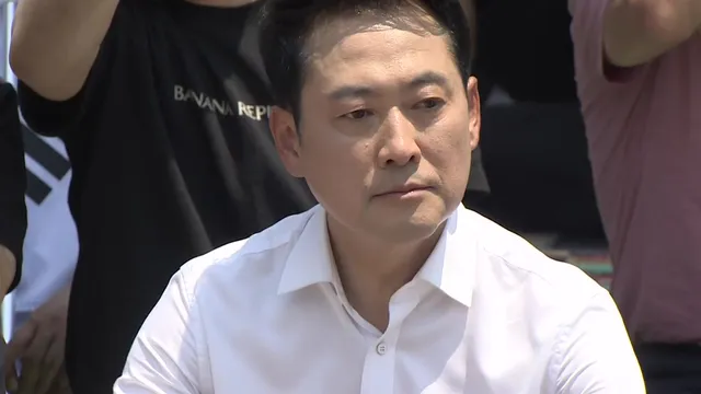 올림픽공원 달려간 장동혁 "전국 재선거"...'투톱' 정점식 제동

선거소청을 선언한 국민의힘에선 재선거가 최대 뇌관으로 떠올랐습니다.