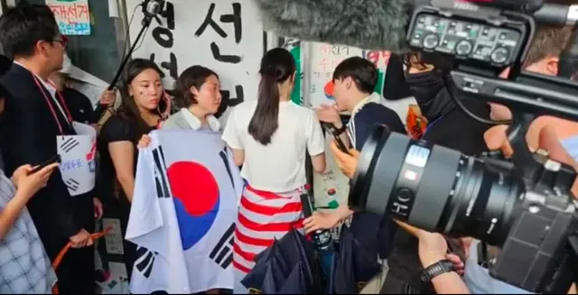 올공 지키신 분 근황입니다 의견이 갈리는 것 같은데
평화시위 근거 없어짐
강제 해산 명분을 줌 ㅋㅋ
이게 말이 되며
당신들이 그 근거를 어떻게 