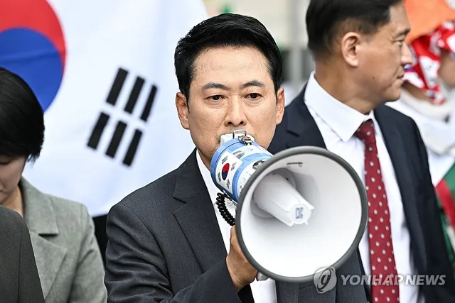 국힘, '투표지 시위 지원' 잠실·경찰 방문…警, 보좌진 폭행 논란도(종...

(서울=연합뉴스) 이정현 박수윤 조다운 노선웅 기자 = 국민의힘