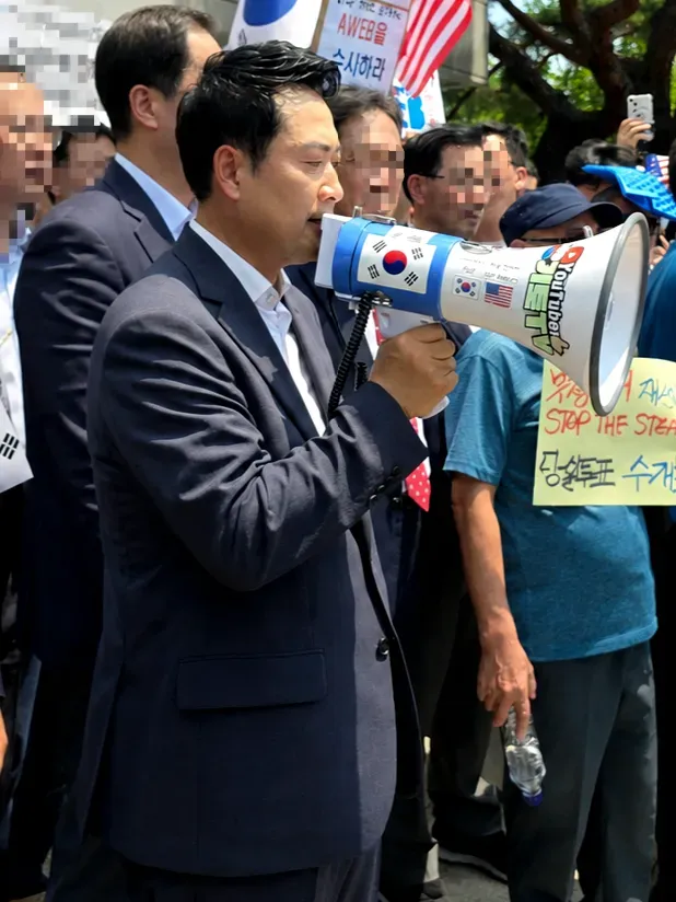저 망나발 아무나 안 빌려드립니다 ㅋ
재선거 무조건 밀고 나가세요