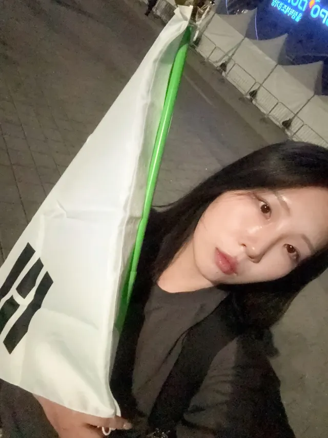 퇴근하자마자 야간반 도착… 
내향인존 가고싶은데 야맹증 있어서 언덕 내려가다 구를거같아요
부족한 곳 있으면 가겠습니다
