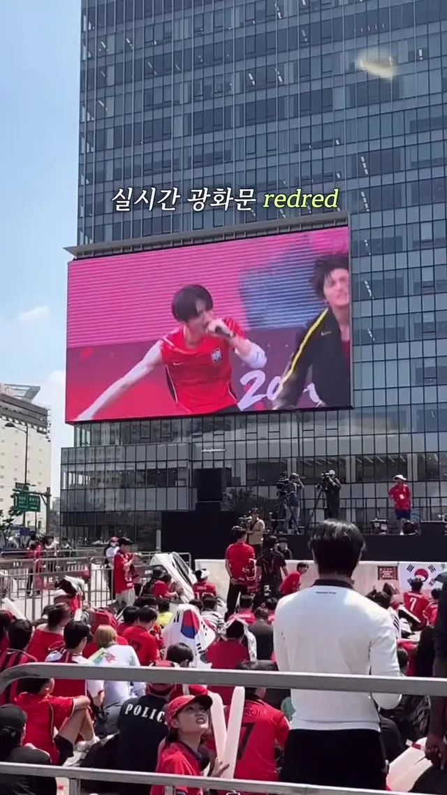 [실시간] 광화문에 등장한 코르티스🇰🇷

#코르티스 #cortis #redred #광화문 #거리응원