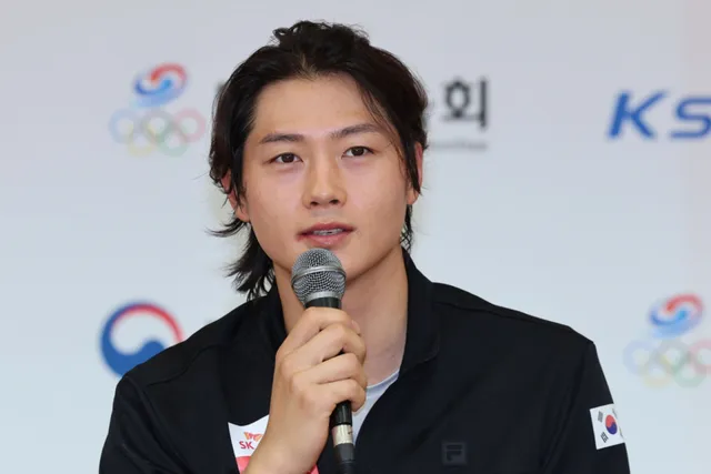 펜싱 오상욱 '남의 칼' 들고 떠났다...시위 장기화에 체육행정 마비

서울 송파구 올림픽공원 일대에서 6·3 지방선거 투표용지 부족 사태와 관