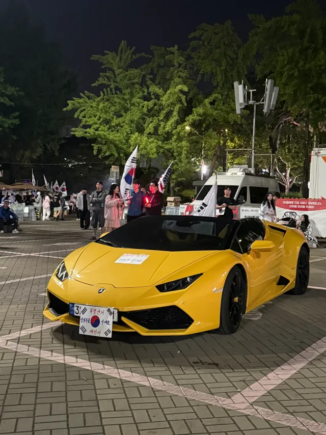 오늘 첨 갔는데  좋았다.
센터자리여서 시동킬때 좀 두려웠지만
