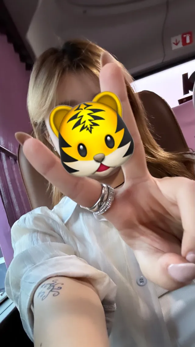 레슨 끝나면 넘어가려구요 ㅎㅅㅎ 가족들이 11시 좀 넘어 오는데 합류 전까지 올공 혼자 처음 입성 해봐요....🫪💦(내향인이라 숨어 다니려구