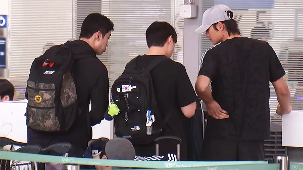 [단독] 이정복 "펜싱 국가대표, 장비 빌려 출국…대회 어려움 우려"

■ 방송 : JTBC 이가혁 라이브 / 진행 : 이가혁 ■ 저작권은 JT