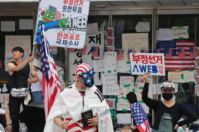 [사설] 시위대 봉쇄로 펜싱대표팀이 칼을 빌려 출국했다니

‘개표소 봉쇄 시위’가 벌어지고 있는 서울 올림픽공원 핸드볼경기장에 입주한 체육단체들