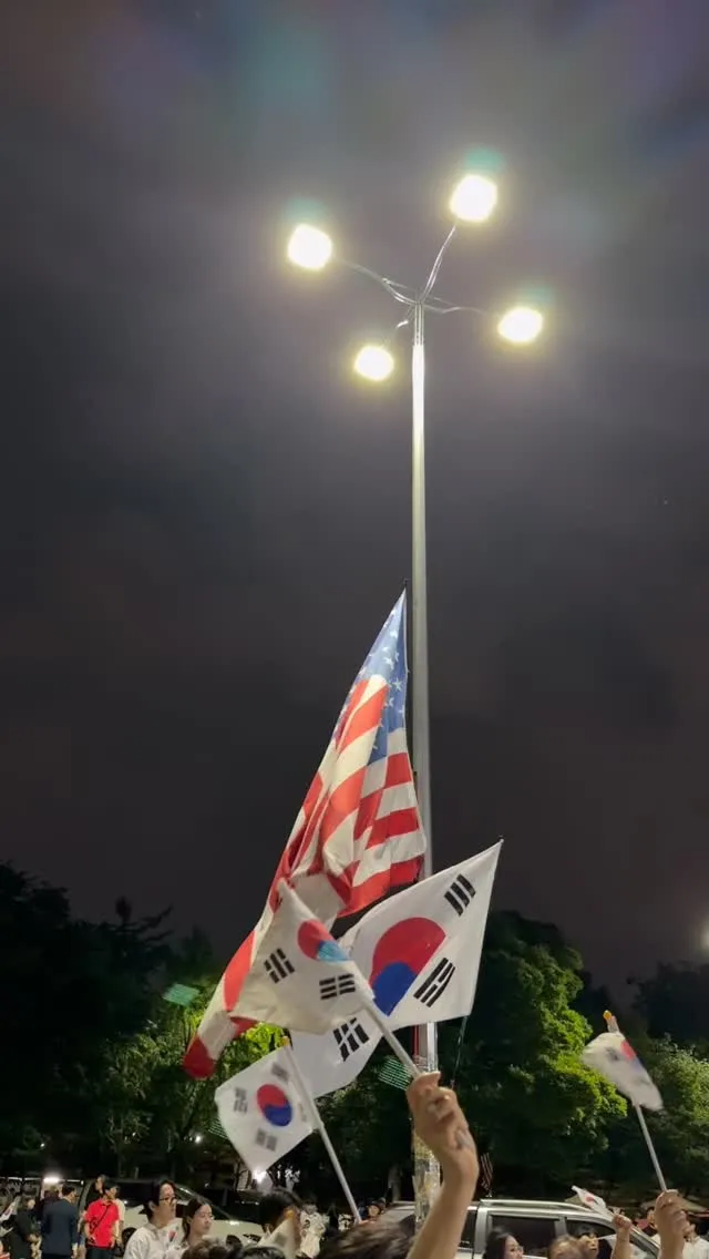 무슨일이 있어도 절대 포기하지 맙시다.
반대한민국 세력은 우리가 포기할 때만을 기다리고 있습니다.
⭐️ 무조건 이기는법 = 이길때까지 포기하지 