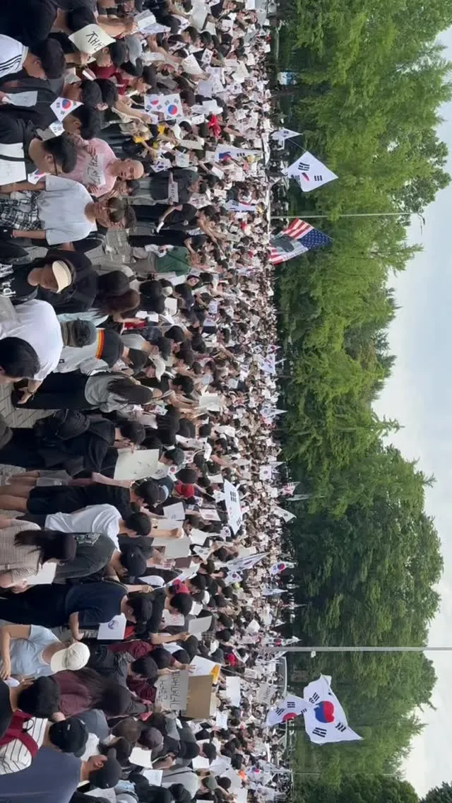 초상권 허락받음 🤍
아이도 외치는 재선거 우리나라 사람들진짜 멋있다
