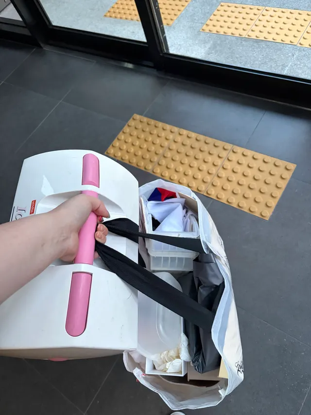 밤새 당직서고 집에서 씻고 바로 
짐챙겨서 가기!! 갠차나..
오늘밤에 더 푹잘수 있고.. 시차적응도 하고..
ㅋㅋㅋㅋㅋㅋㅋㅋㅋㅋㅋㅋㅋㅋ