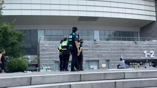 새벽 5시반 1-2에 소화기가 왜 있을까요?