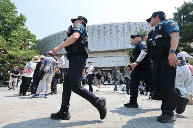 "송파경찰서 무기고 털자" 협박 댓글…경찰, 작성자 추적 중

'잠실 개표소 봉쇄 시위' 현장을 관할하는 서울 송파경찰서 겨냥한 협박성 댓글이 