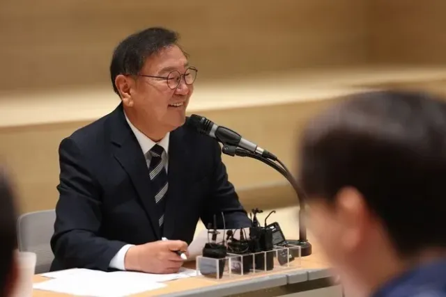 추미애 경기준비위 “한정된 재원 선택과 집중…정부에 ‘교부단체’ 전...

추미애 경기도지사 당선자의 도지사직인수위원회 격인 ‘공정·혁신·포용 
