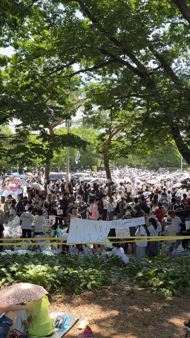 12:50 올공입니다 
파란하늘에 태극기 날리는데 울컥하네 😭